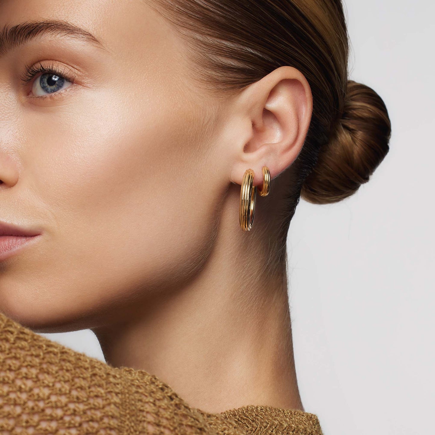 Paloma Hoops