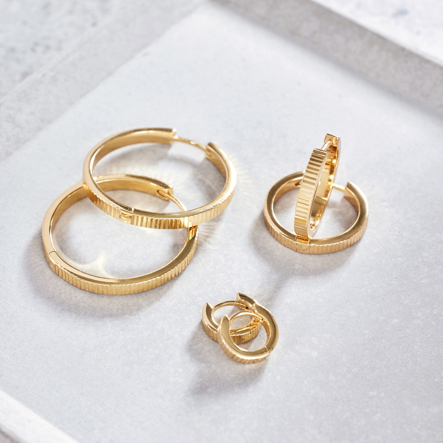 Hailey Statement Hoops