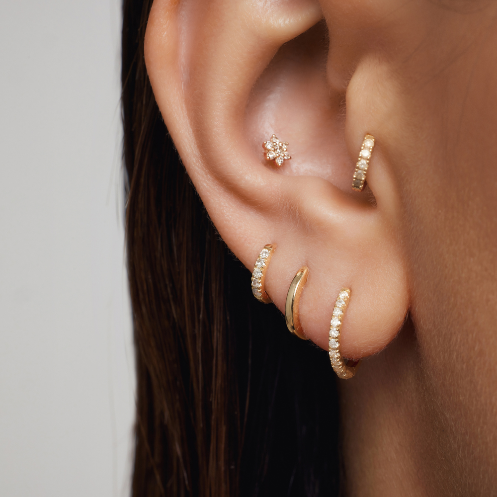 Single Diamond Huggie (8mm)