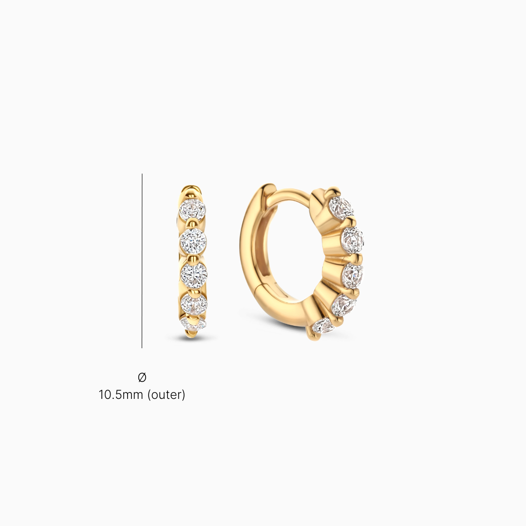 Mia Hoops