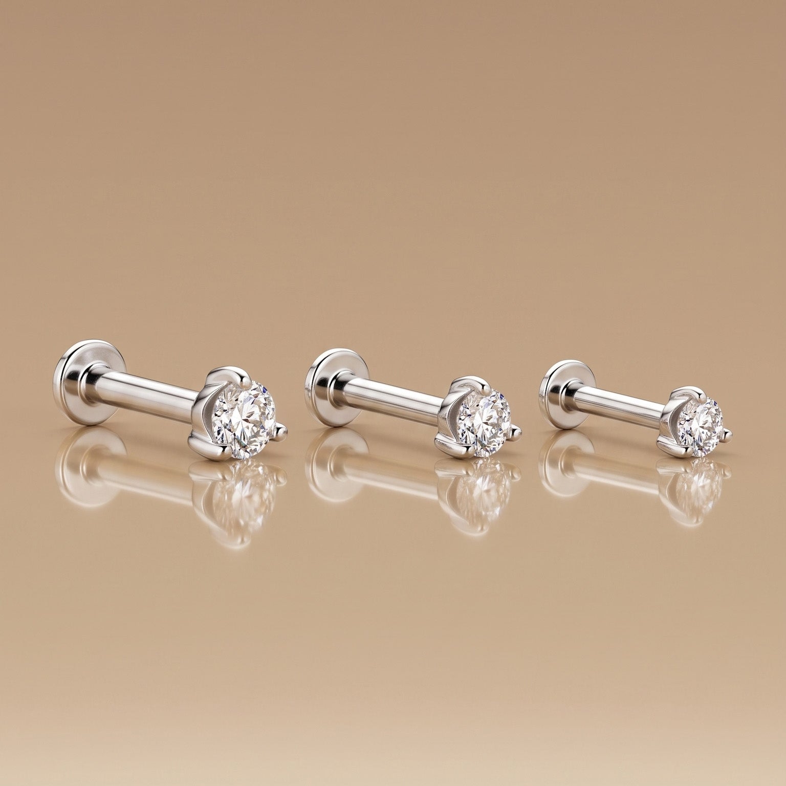 Diamond Dot 2.5 Piercing