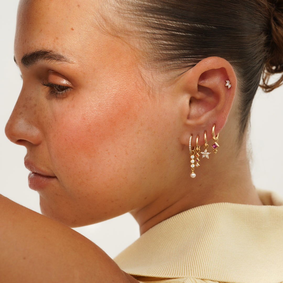 Lily Flatback Stud Earring