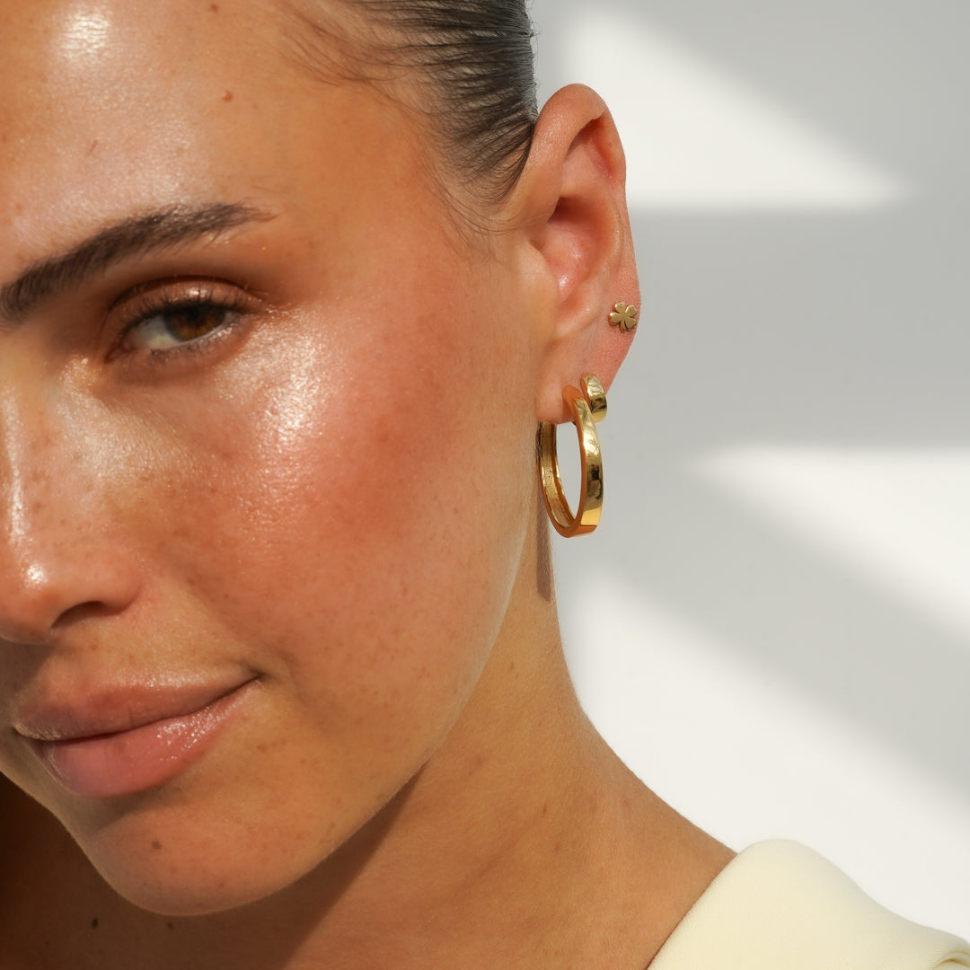 Clover Flatback Stud Earring