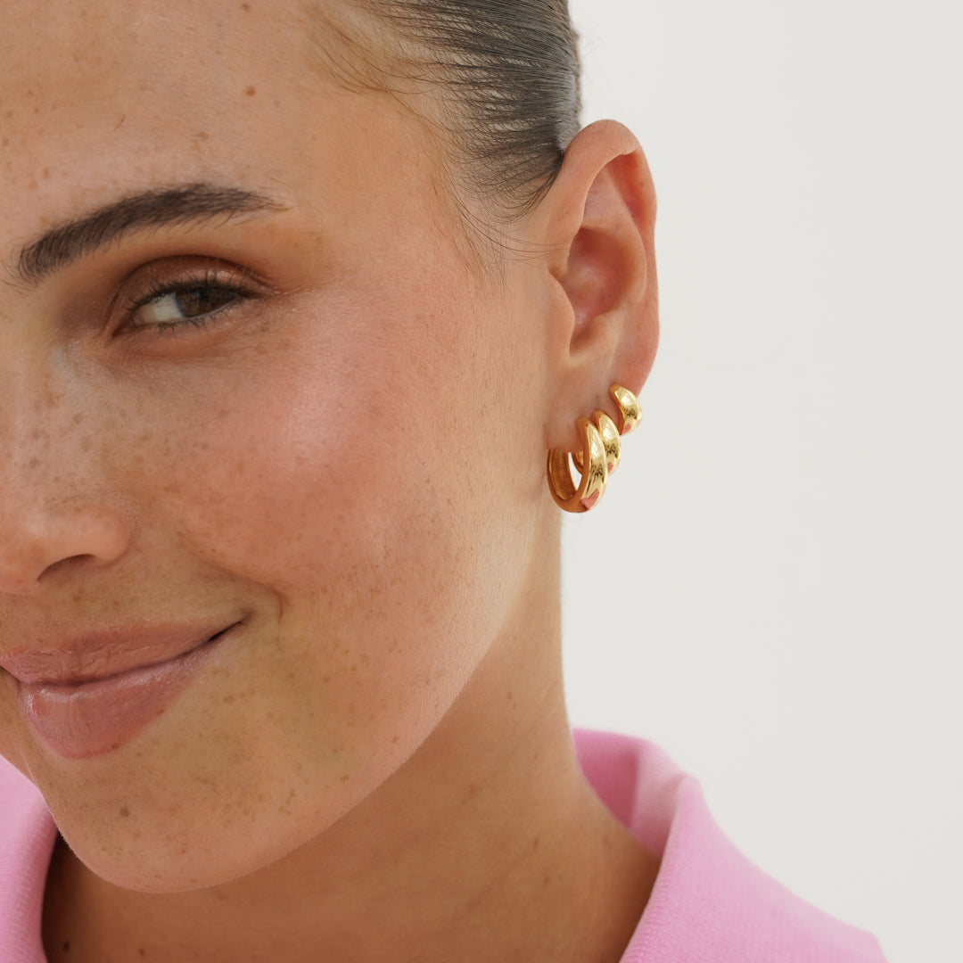 Rue Hoops:

Orecchini Rue
