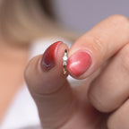 Orecchini a cerchio con diamanti (8mm)
