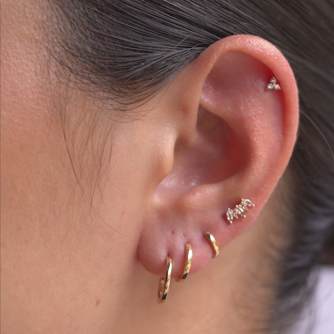 Single Huggie (10mm)